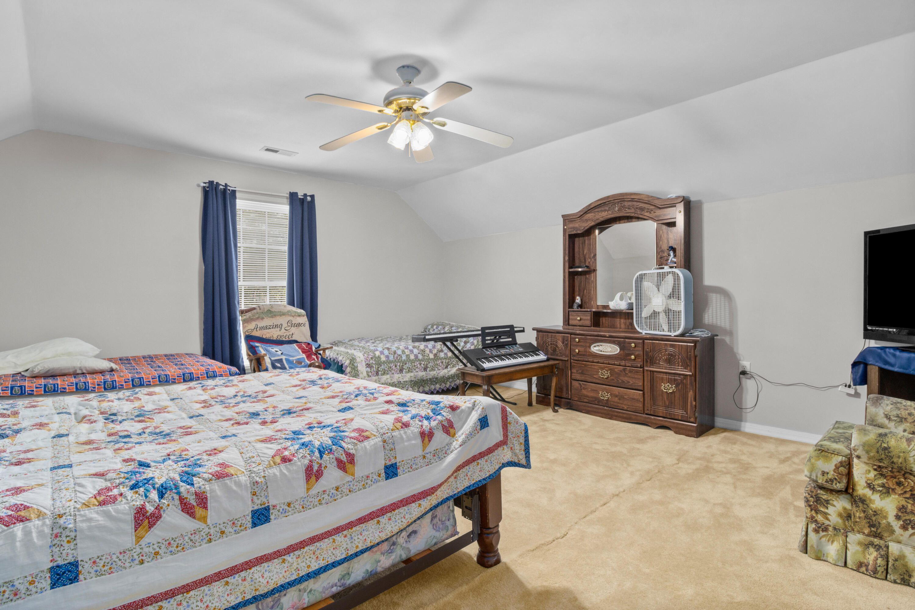 4300 White Oak Road Property Photo 25