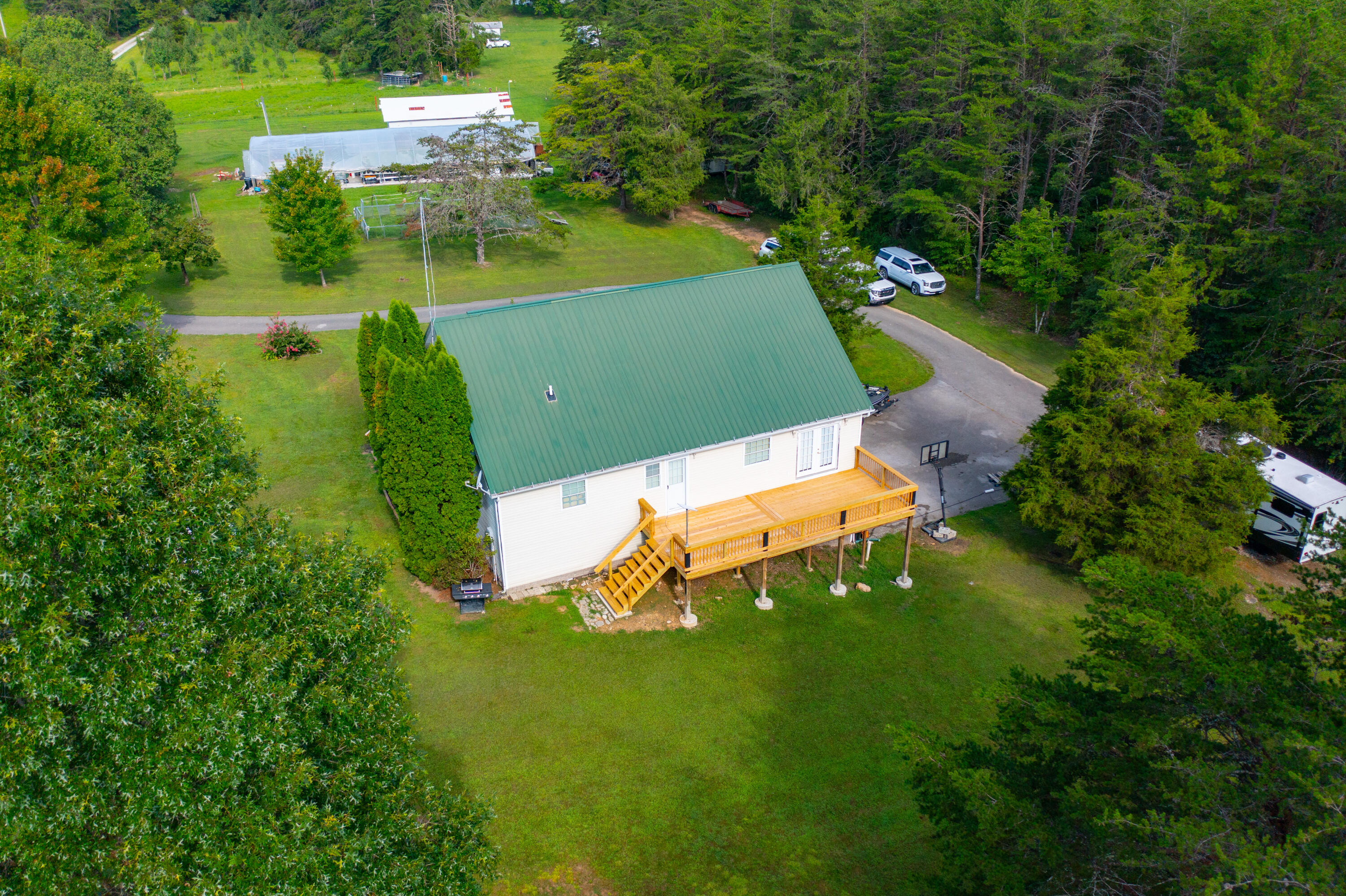 4300 White Oak Road Property Photo 45