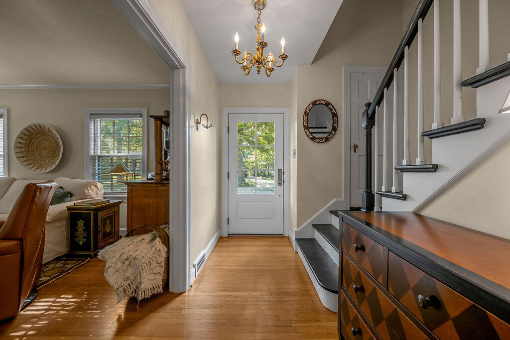 160 Romany Road Property Photo 3
