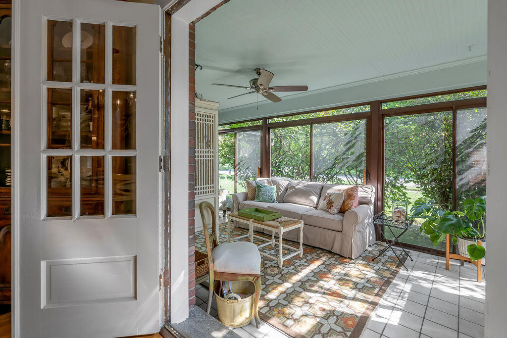 160 Romany Road Property Photo 11