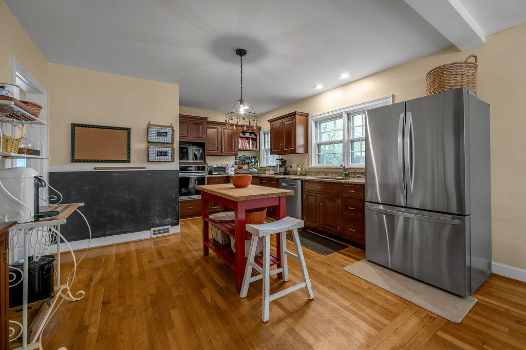 160 Romany Road Property Photo 15