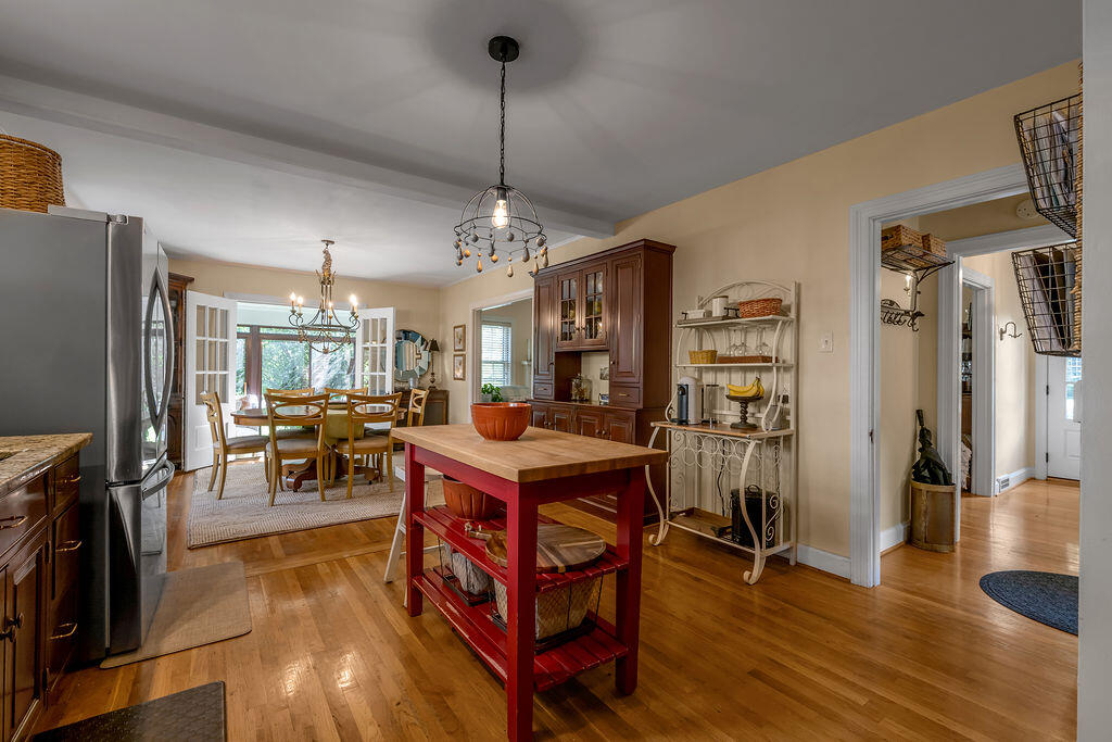 160 Romany Road Property Photo 16