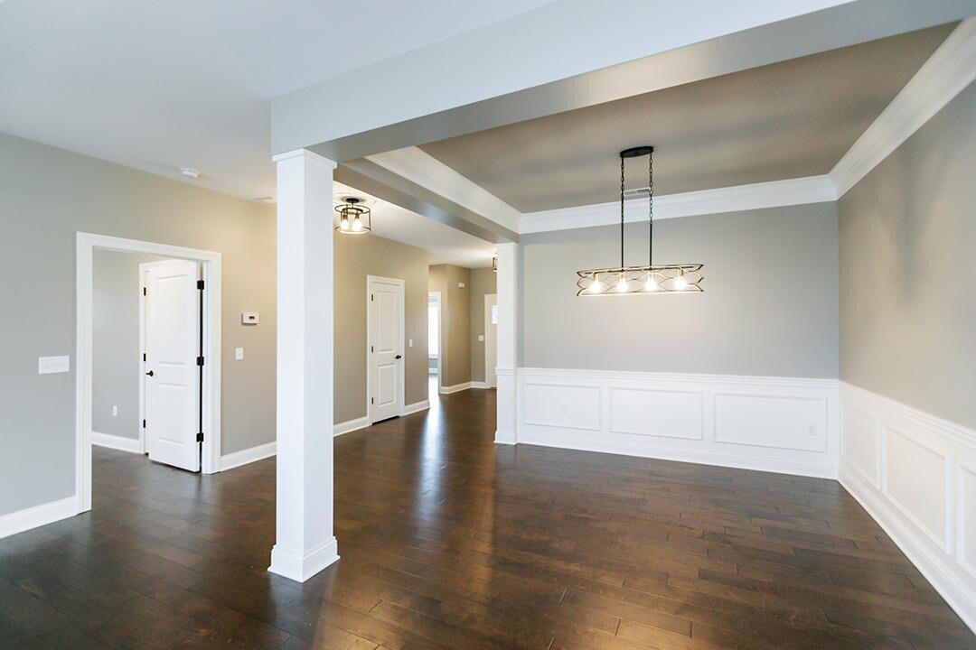927 Paddock Court Property Photo 8