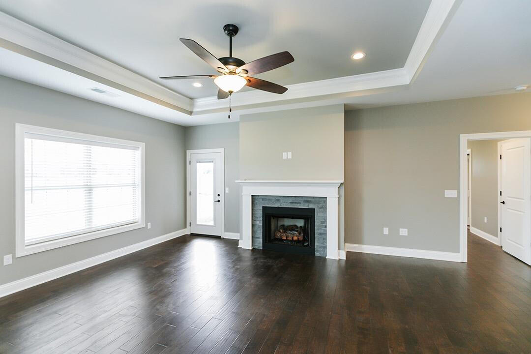 927 Paddock Court Property Photo 10