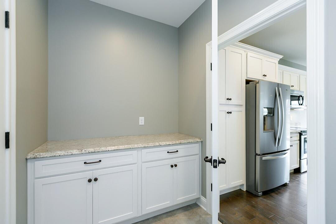 927 Paddock Court Property Photo 19
