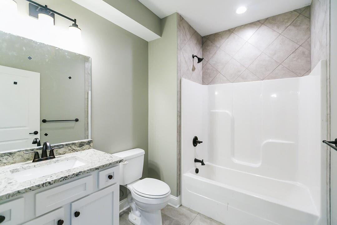 927 Paddock Court Property Photo 25