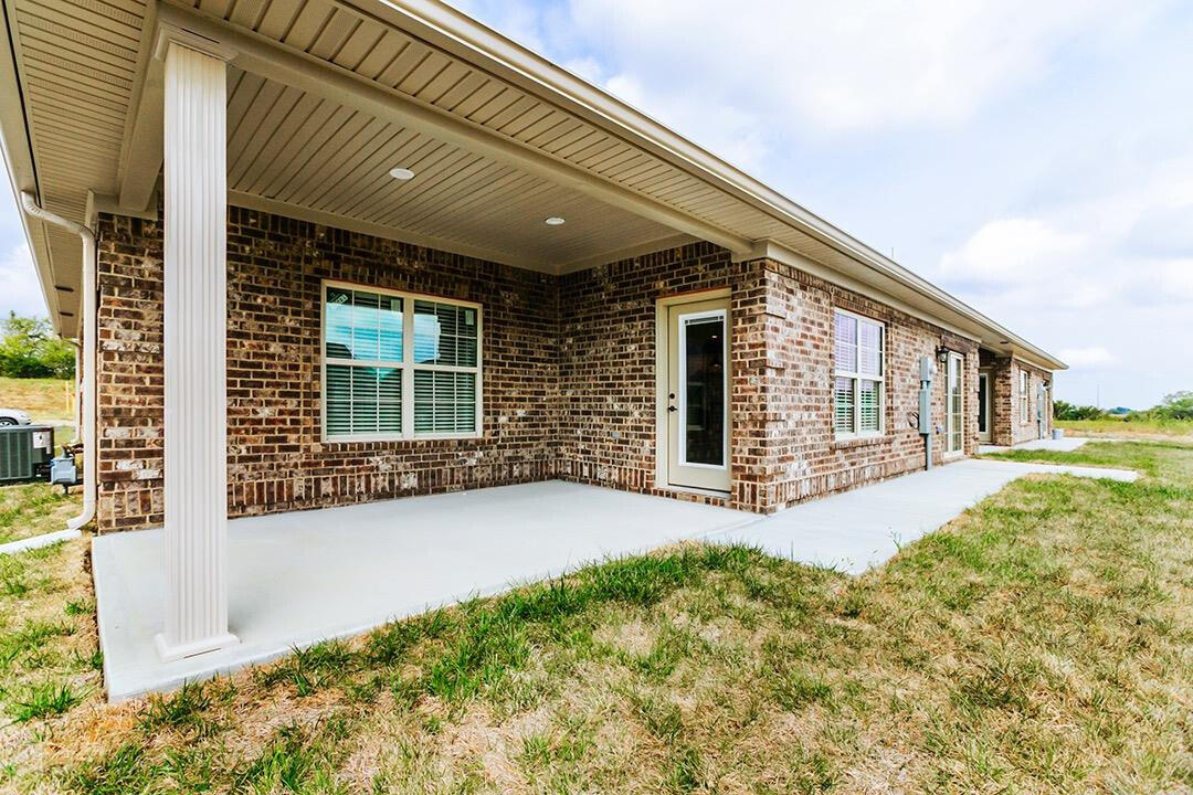 927 Paddock Court Property Photo 28