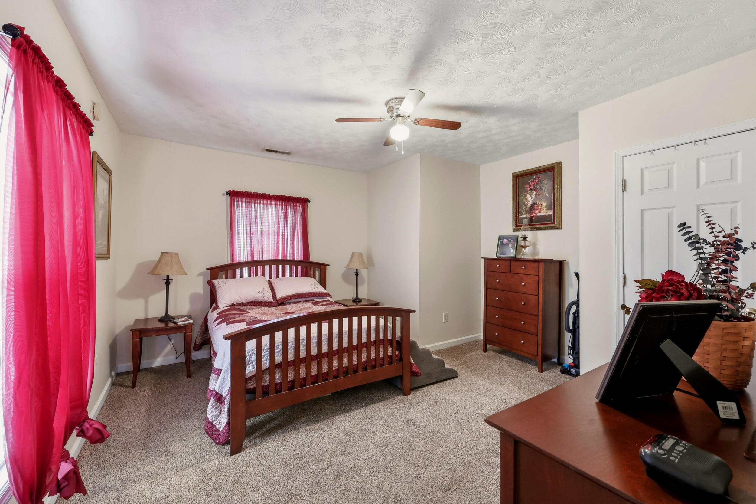 313 Poplar Street Property Photo 14