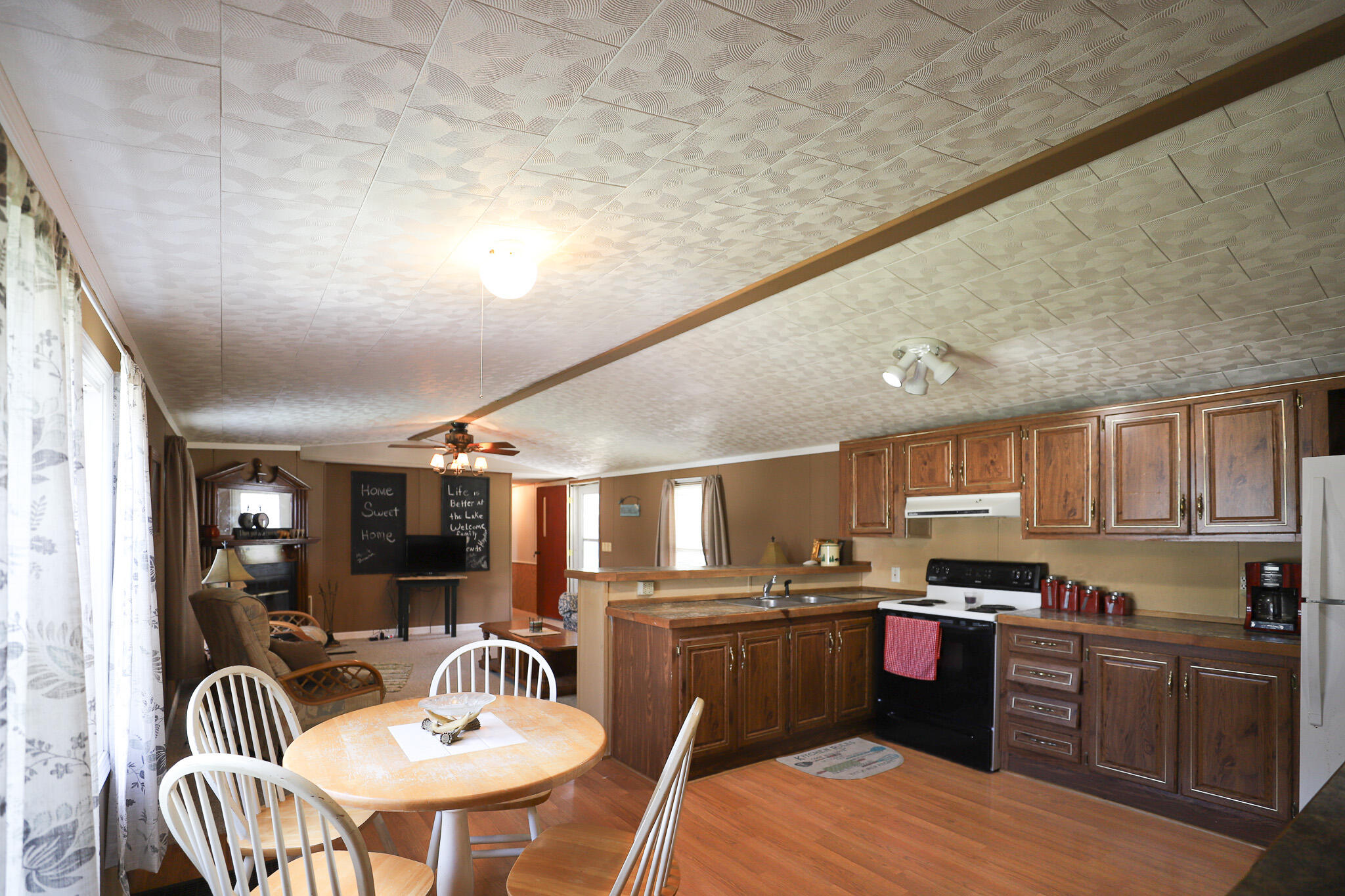 534 Justin Lane Property Photo 8