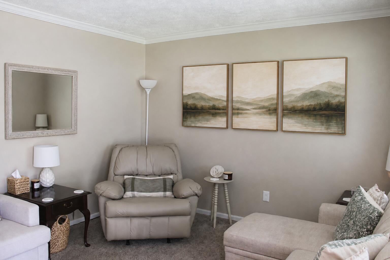 1901 Lovers Lane Property Photo 6