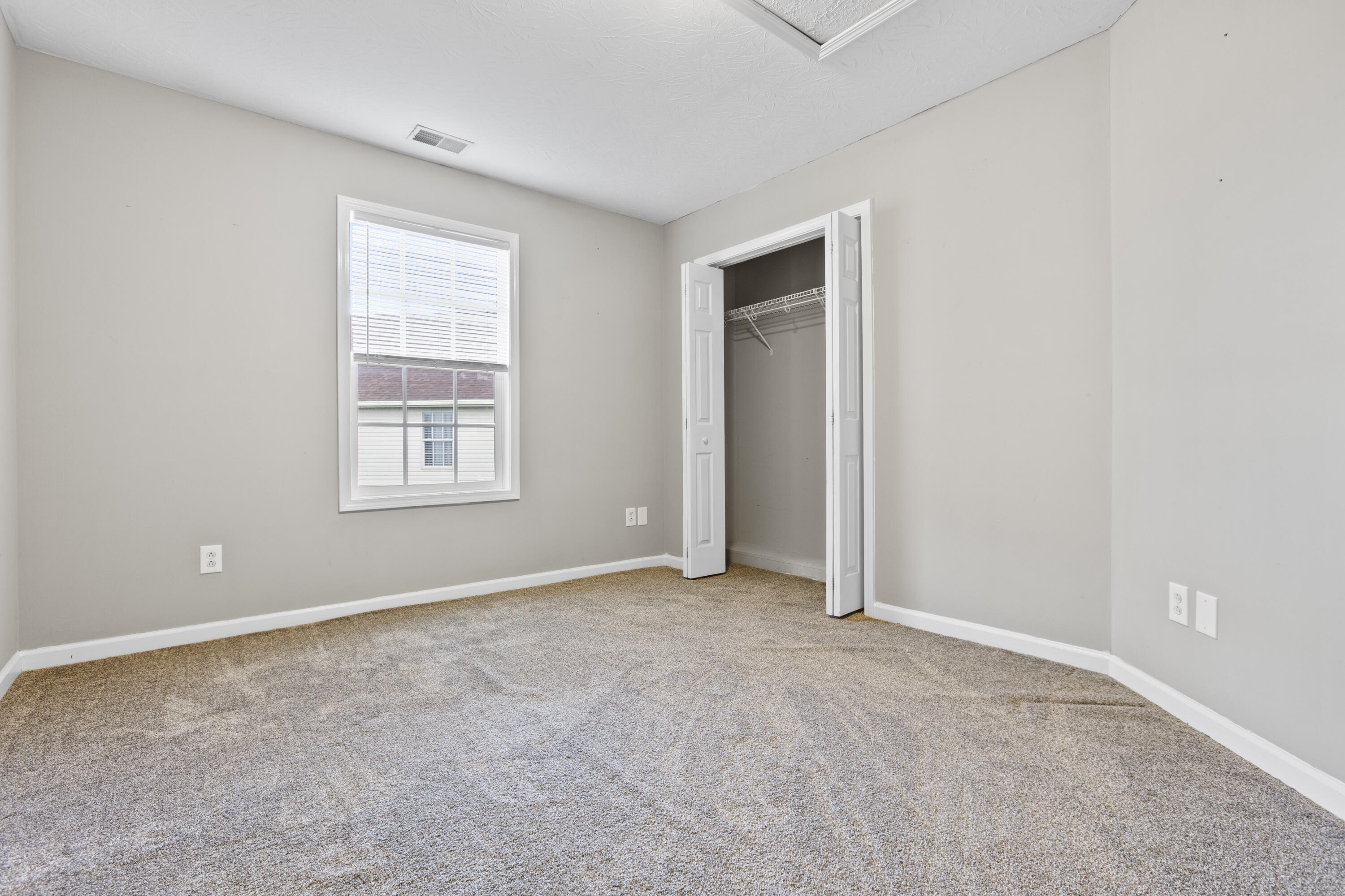 106 Final Turn Circle Property Photo 16
