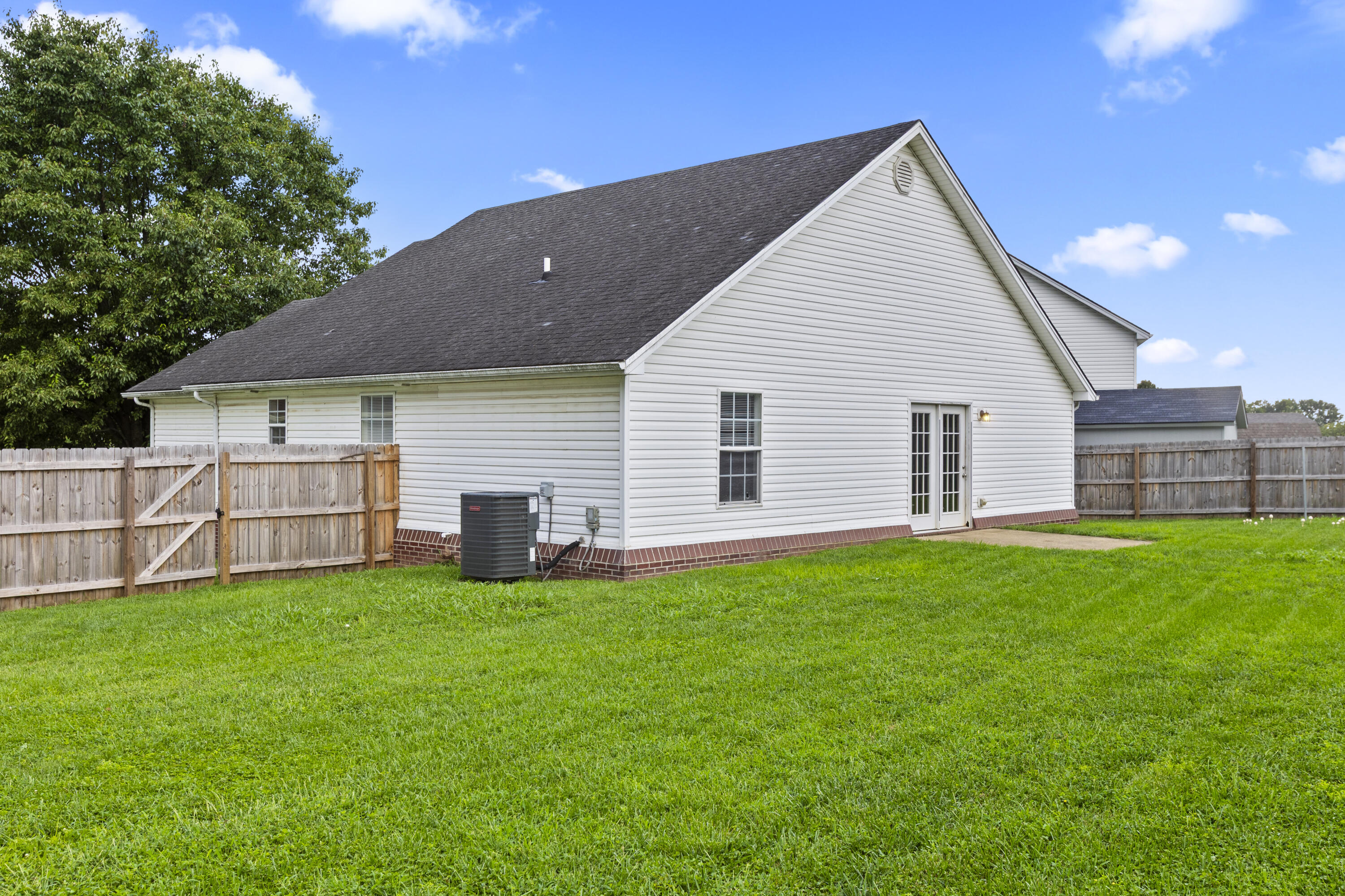 106 Final Turn Circle Property Photo 28