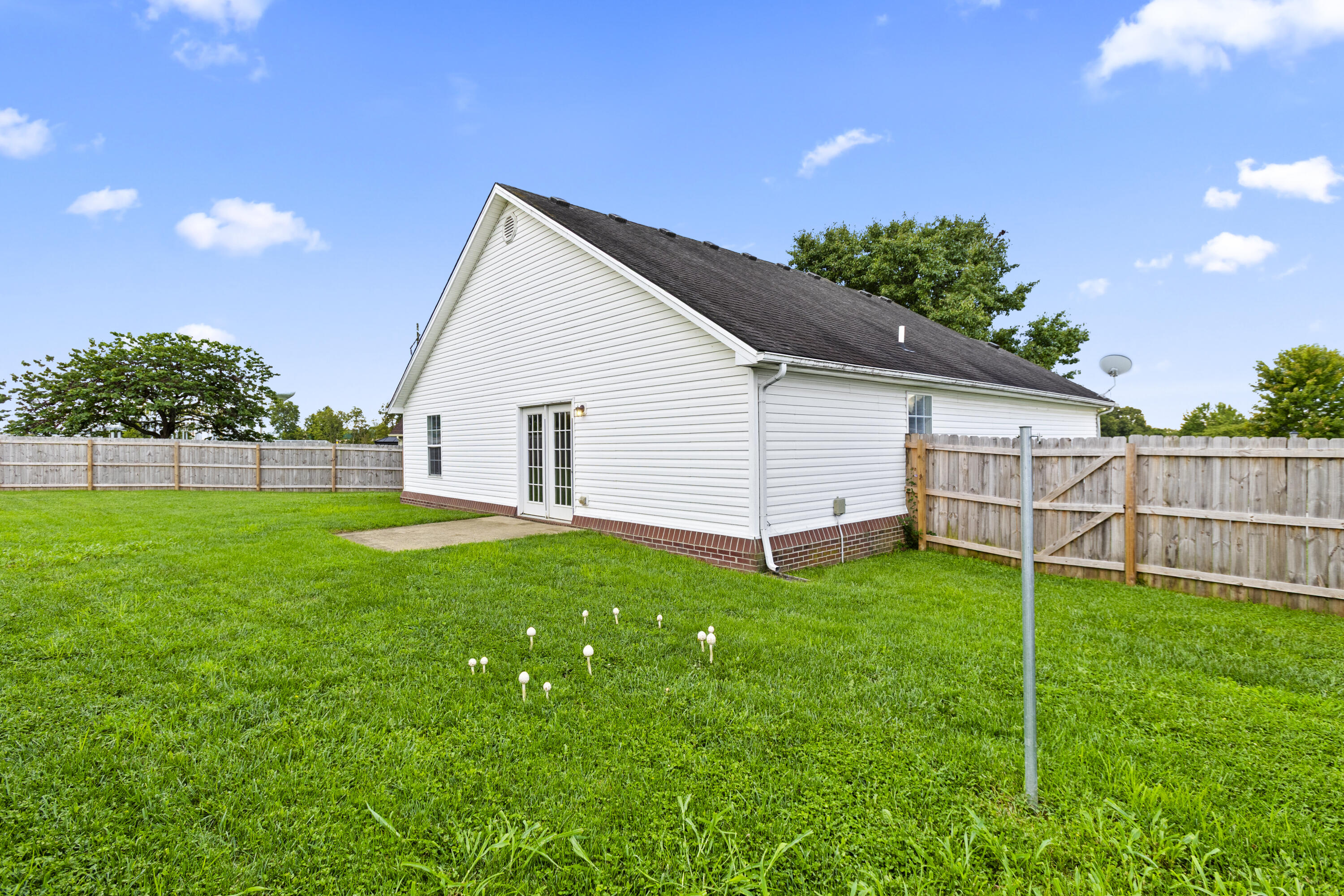 106 Final Turn Circle Property Photo 29