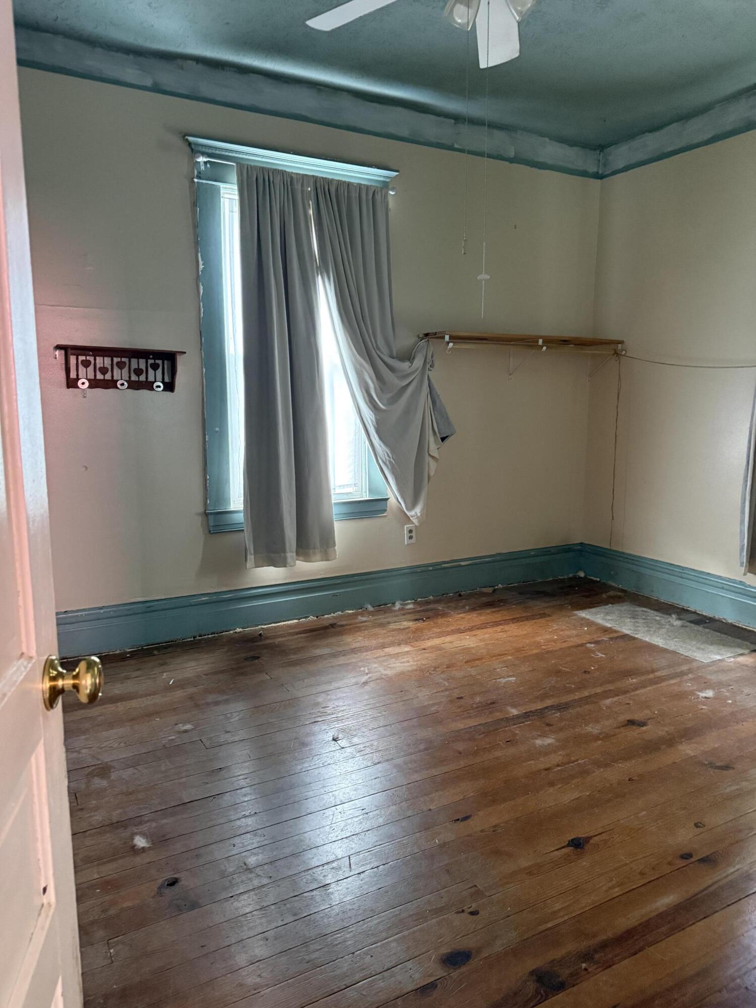 348 4th Street Property Photo 23