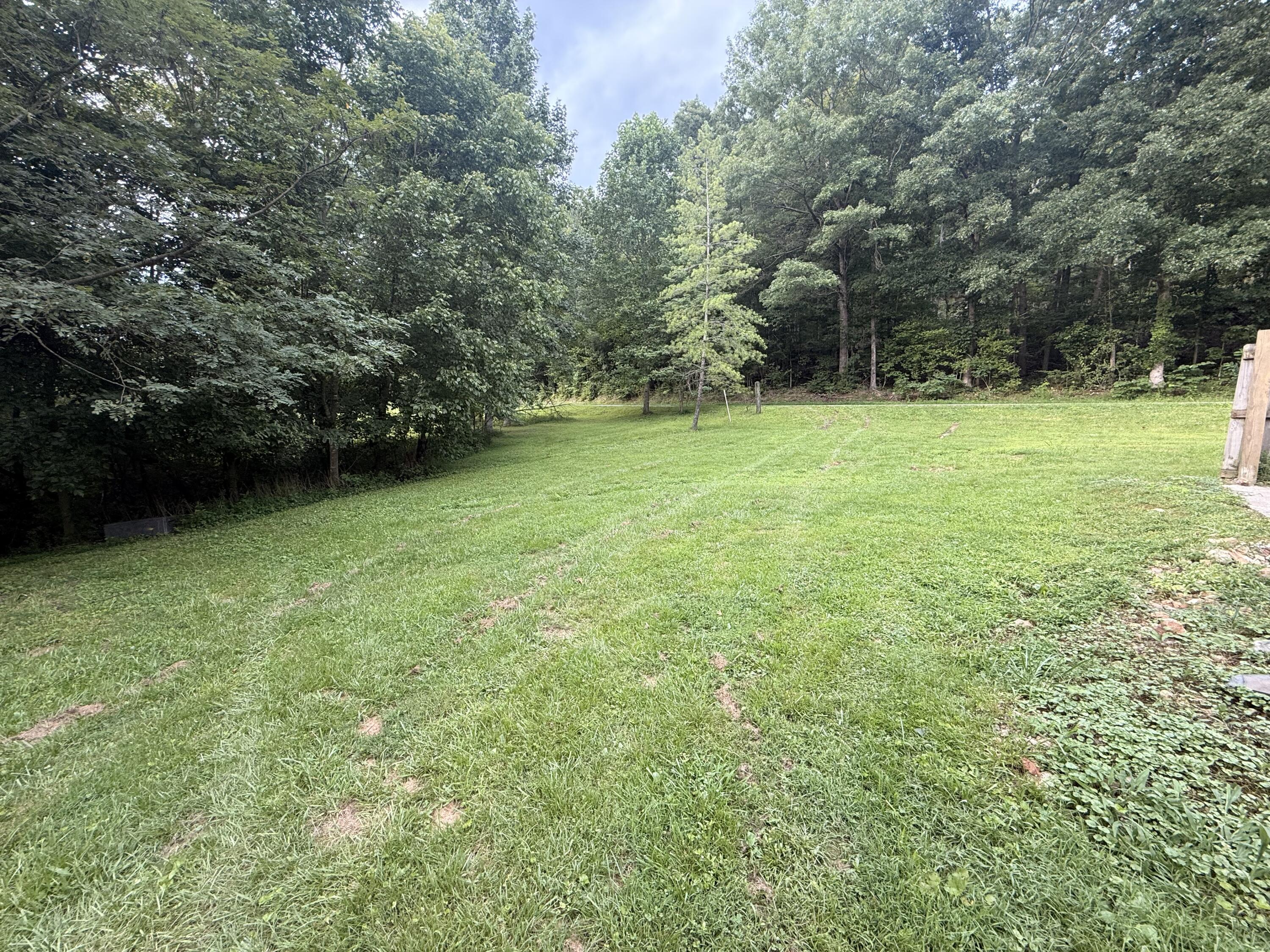 1005 Trusty Road Property Photo 8