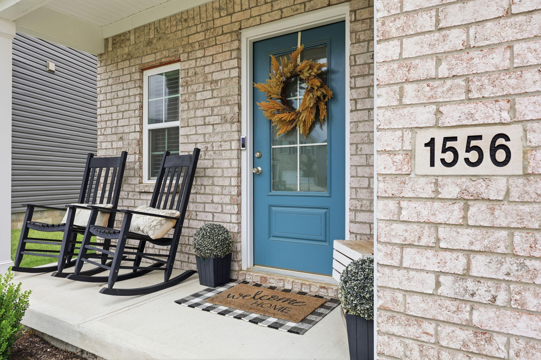1556 Flemishbond Path Property Photo 3