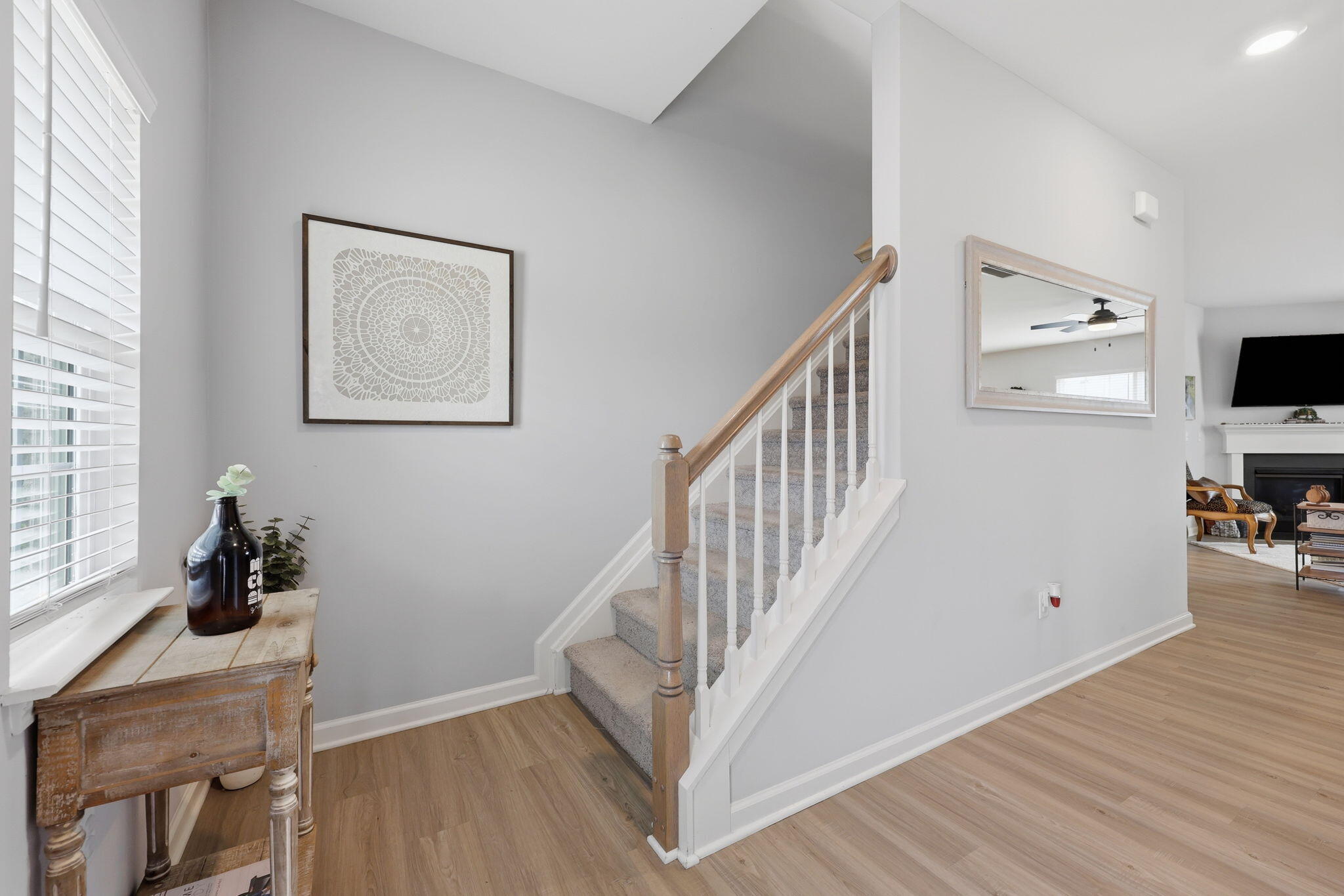 1556 Flemishbond Path Property Photo 4