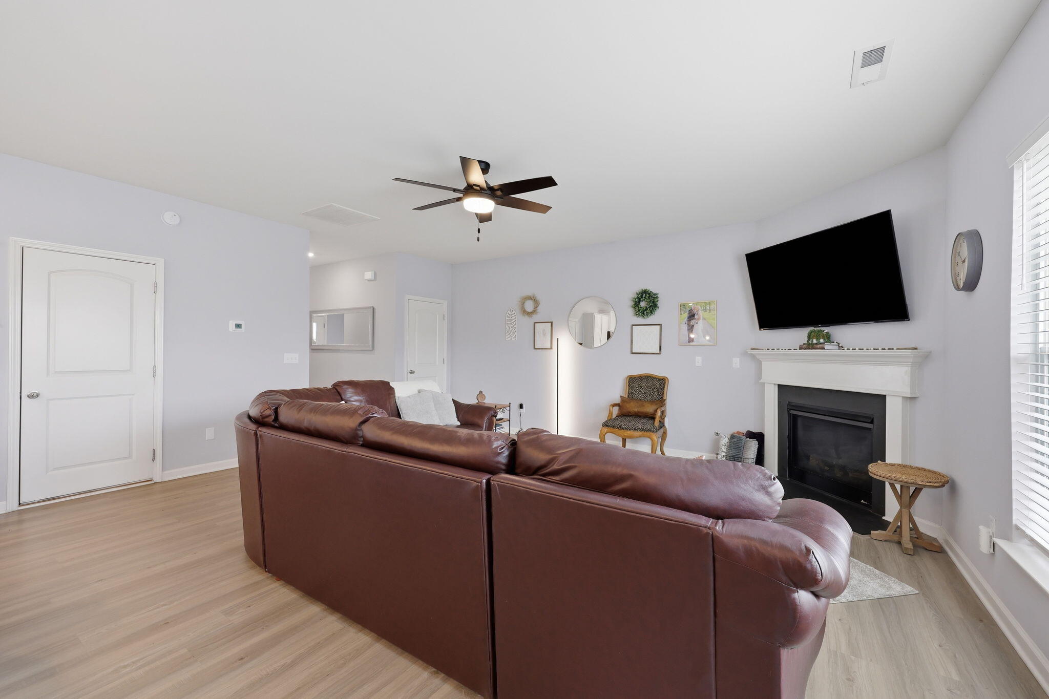 1556 Flemishbond Path Property Photo 10
