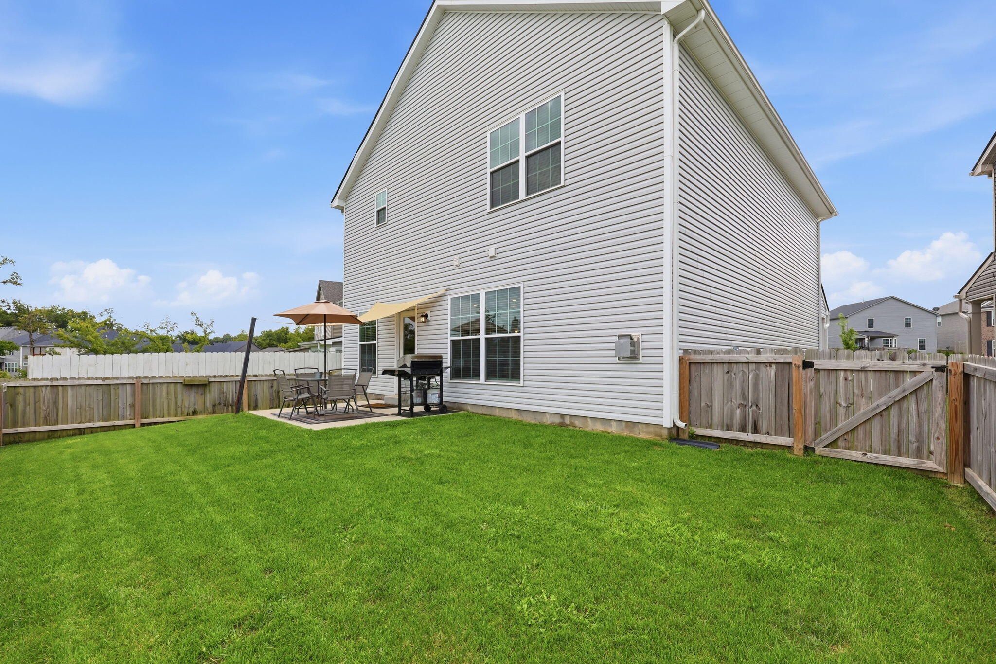 1556 Flemishbond Path Property Photo 28