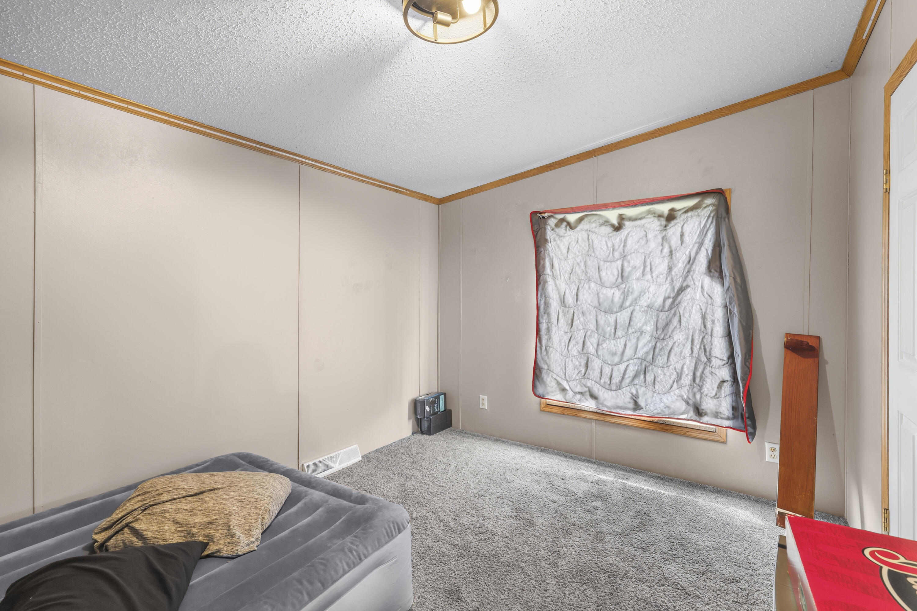 105 Latimer Lane Property Photo 27