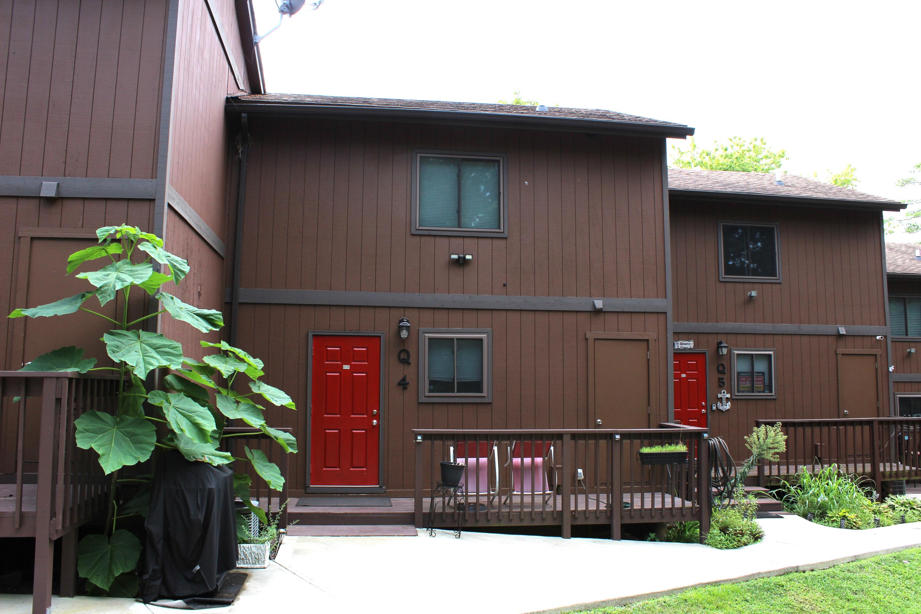 145 State Park Road Q4 Property Photo 1
