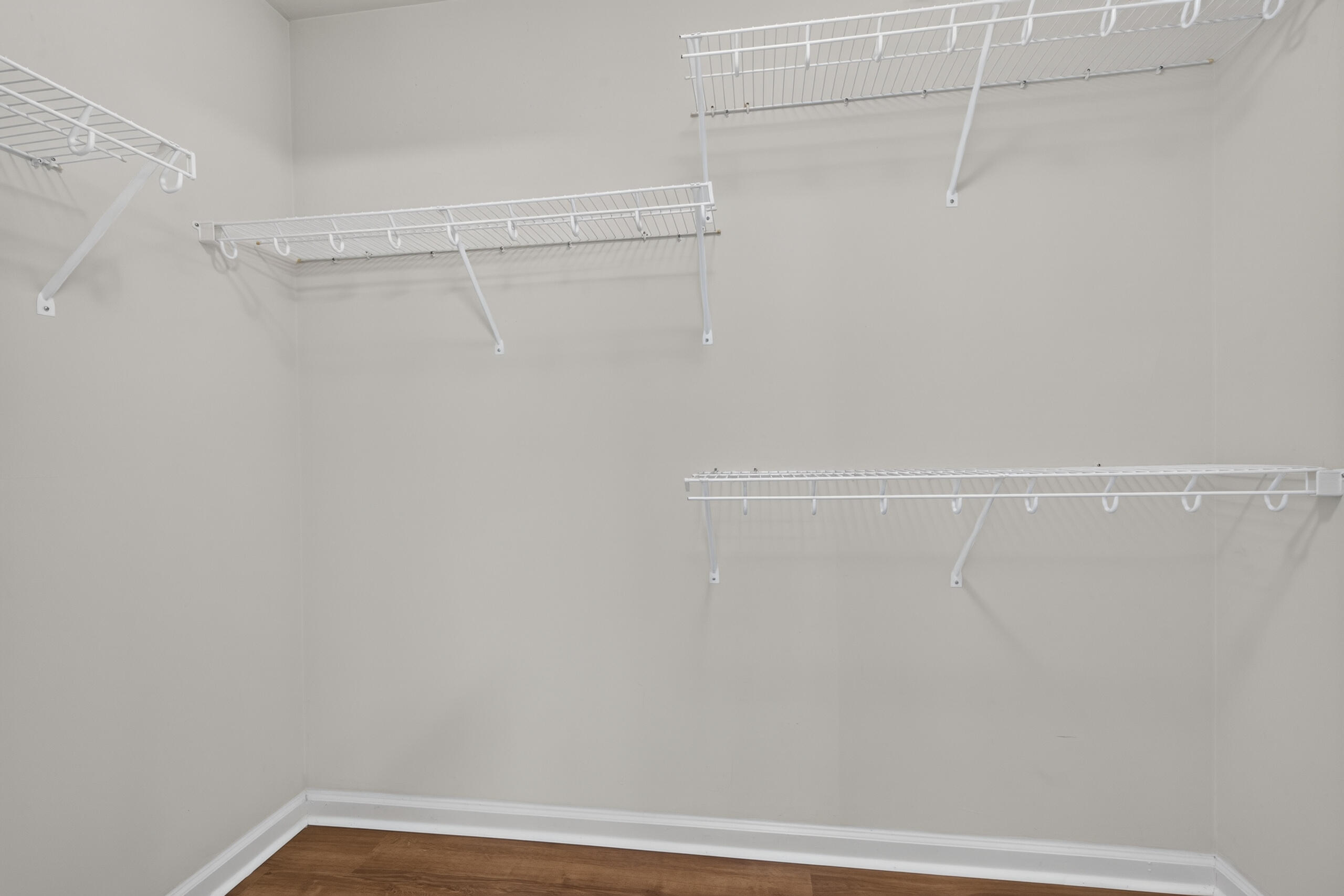 492 Alderbrook Way Property Photo 24
