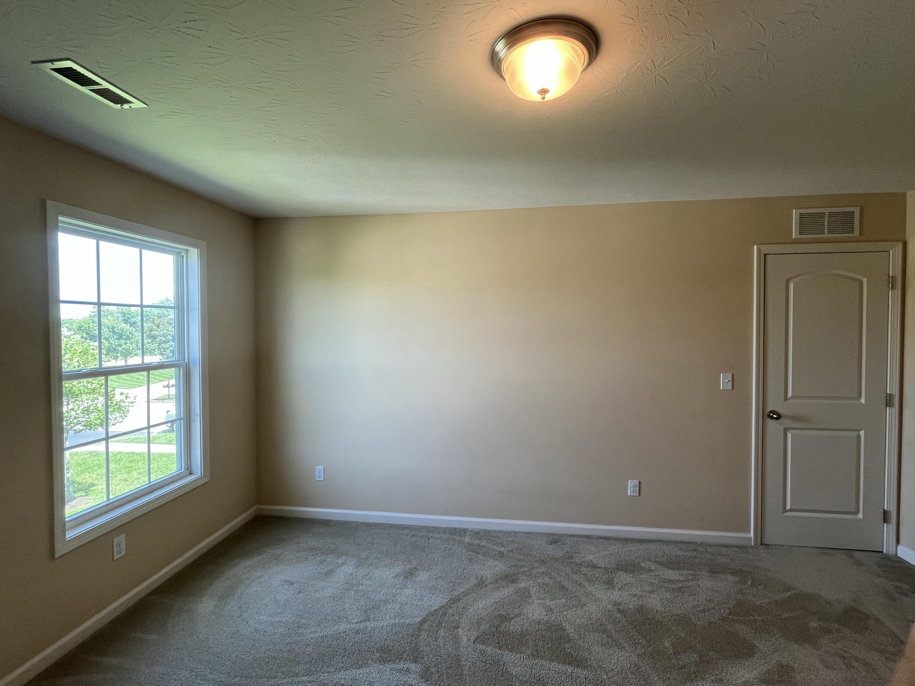 3902 Mooncoin Way Property Photo 27