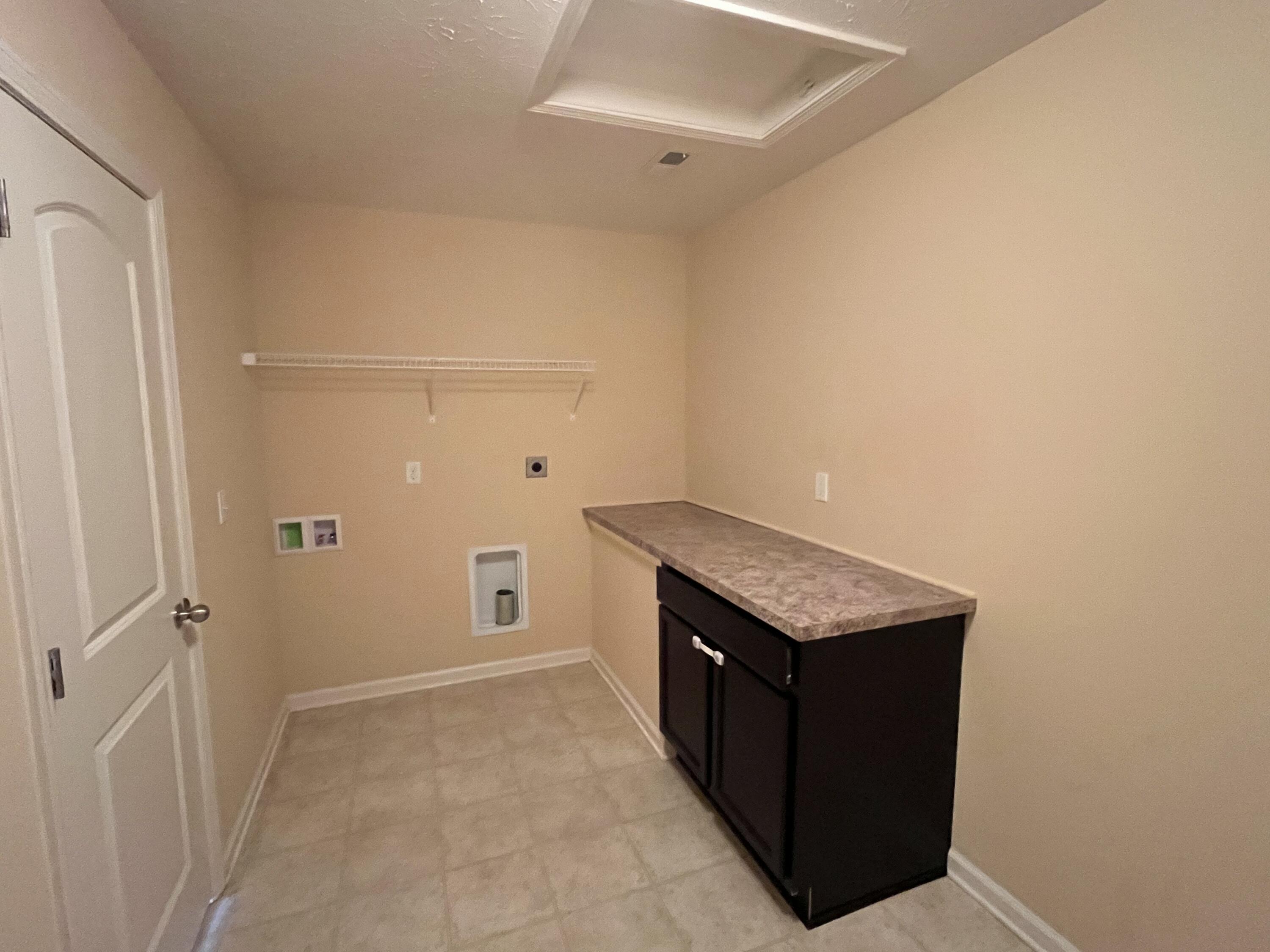 3902 Mooncoin Way Property Photo 41