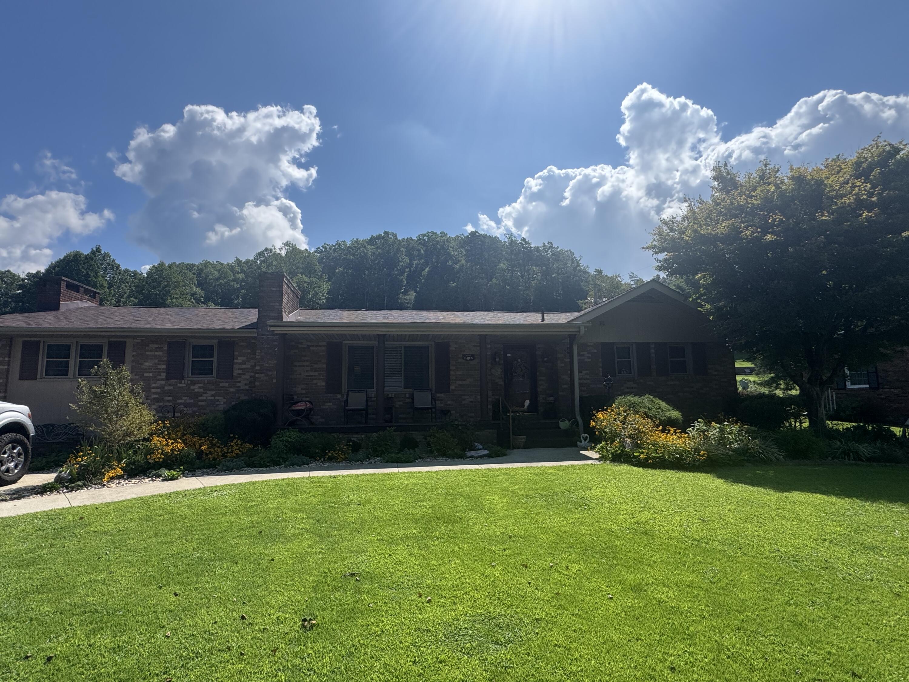 748 Lakeside Drive Property Photo 2