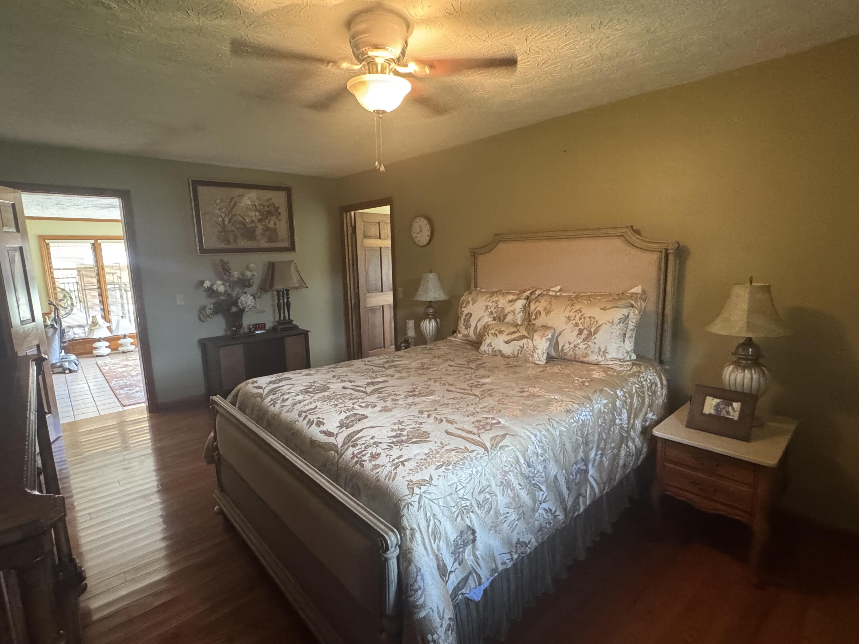 748 Lakeside Drive Property Photo 12