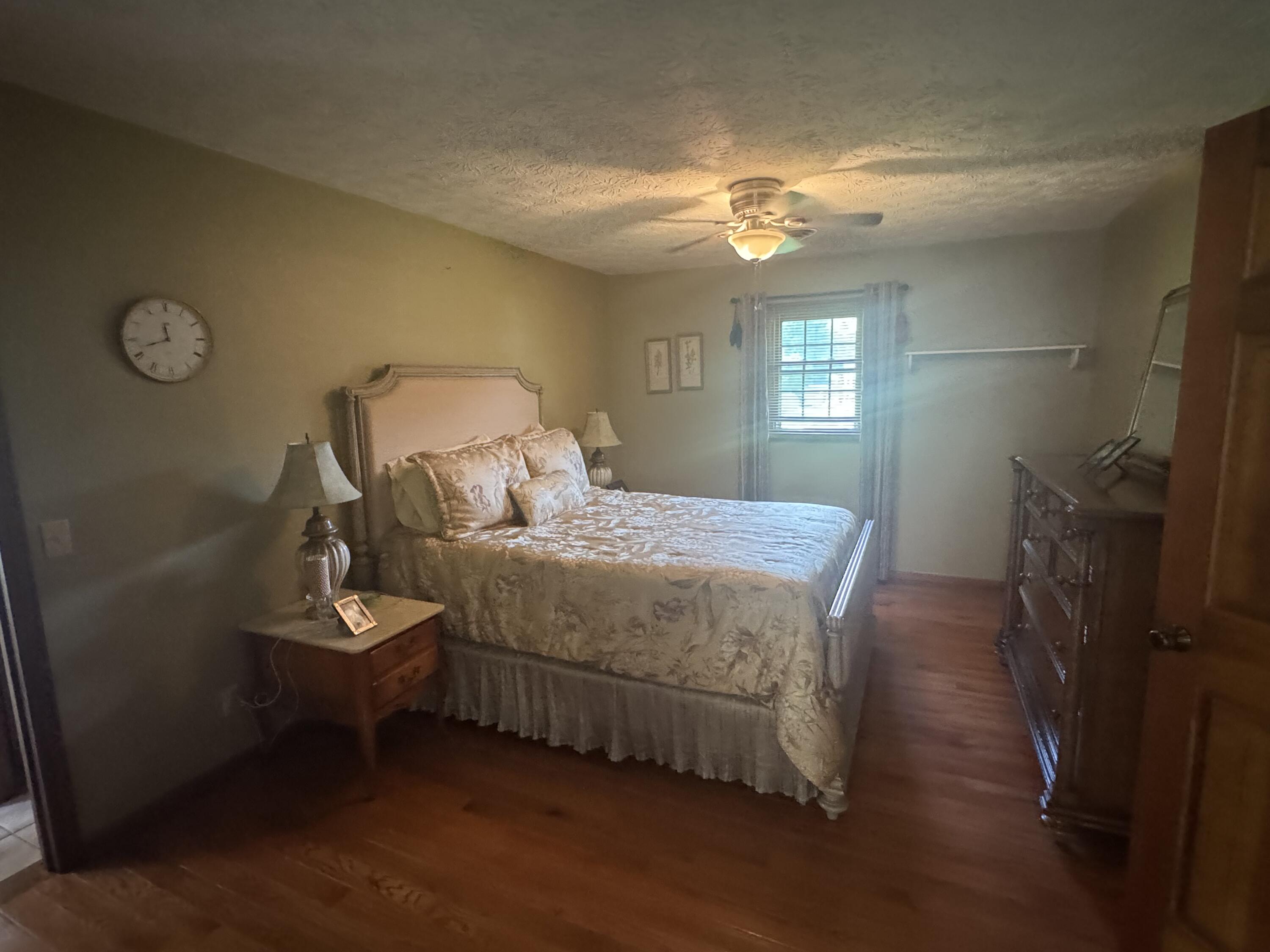 748 Lakeside Drive Property Photo 13