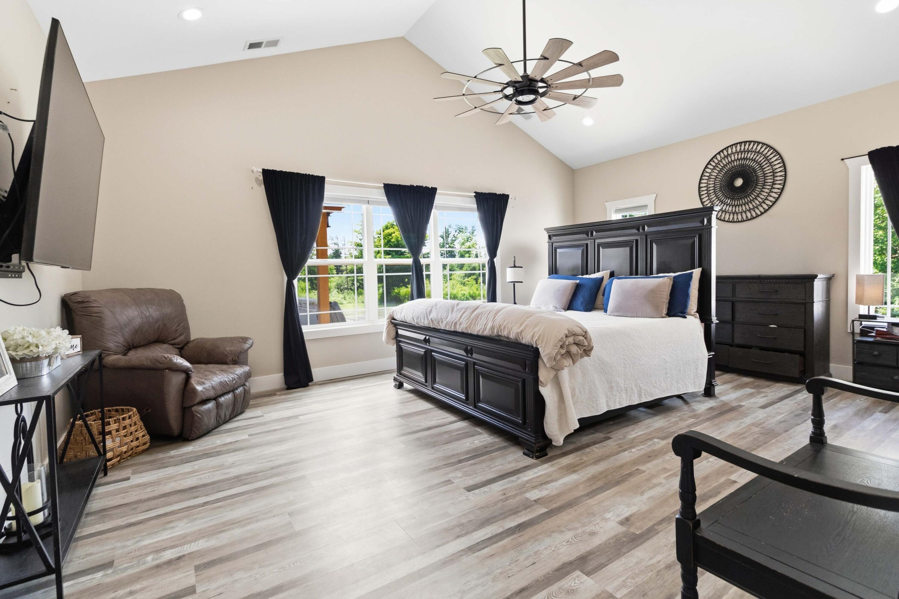 271 Bluegrass Meadows Property Photo 48
