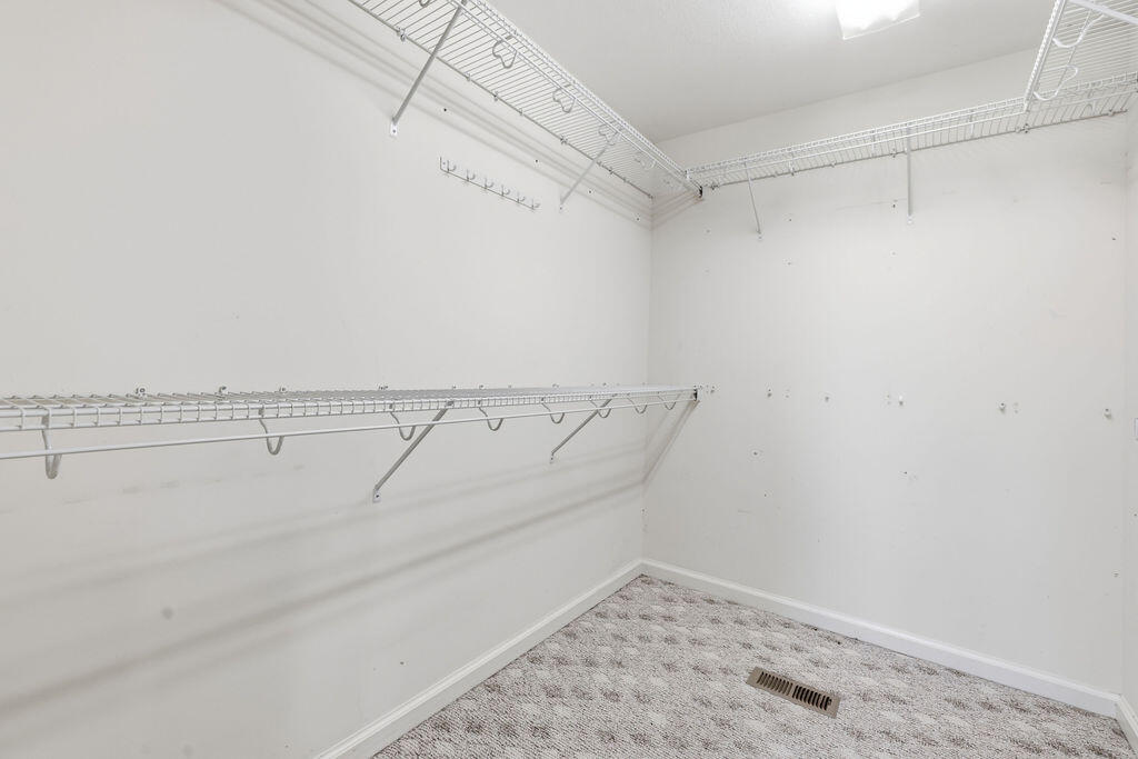 52 Cambridge Drive Property Photo 11