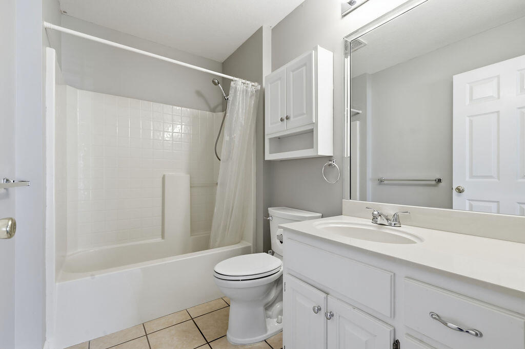 52 Cambridge Drive Property Photo 12