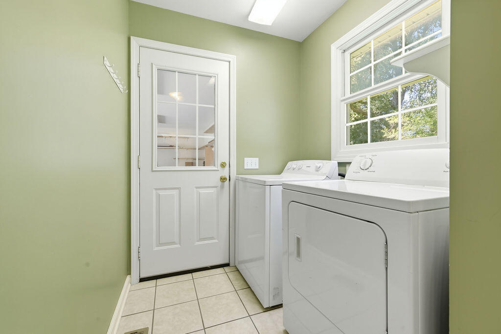 52 Cambridge Drive Property Photo 18