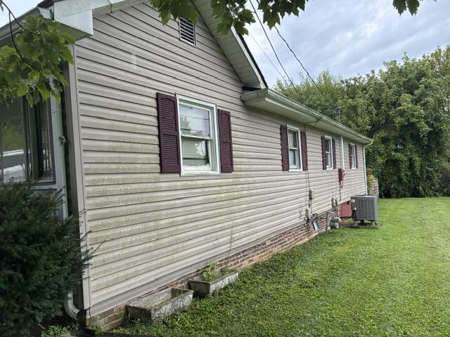 24 Spring Street Property Photo 3