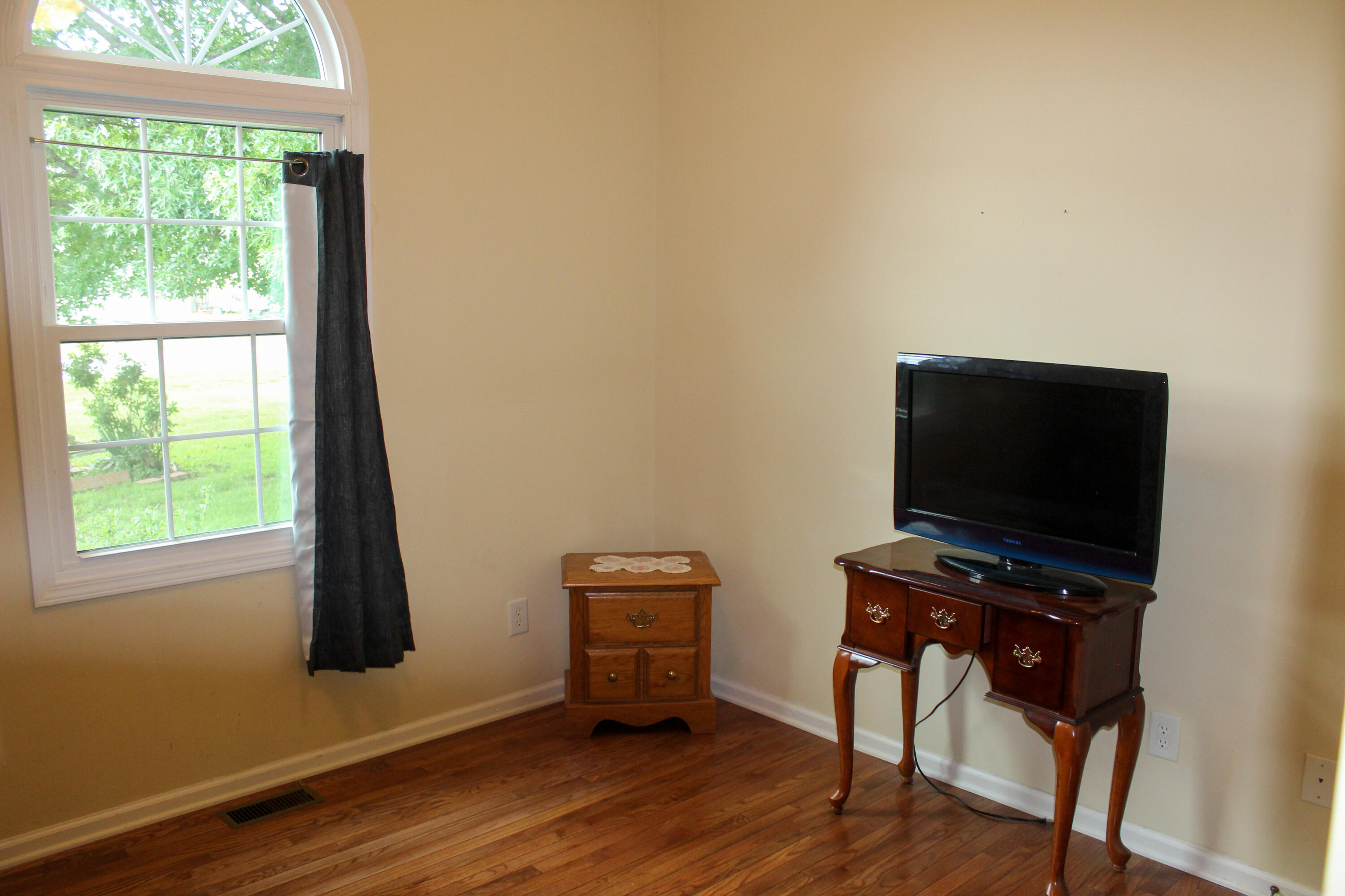 43 Crosshill Road Property Photo 37