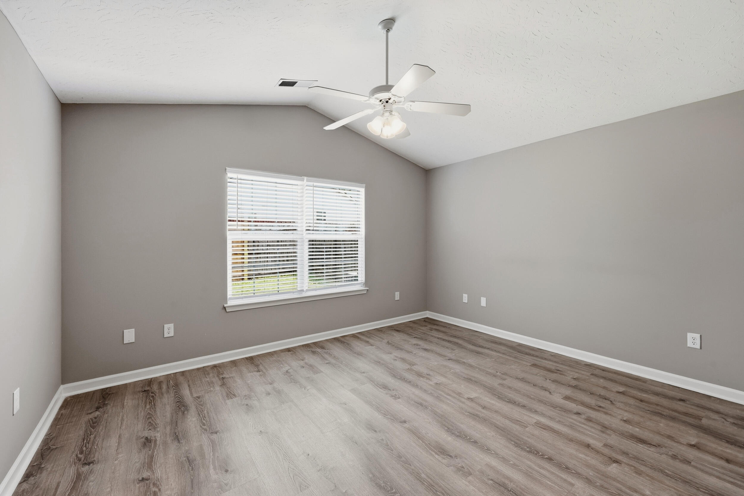 217 Christopher Drive Property Photo 10