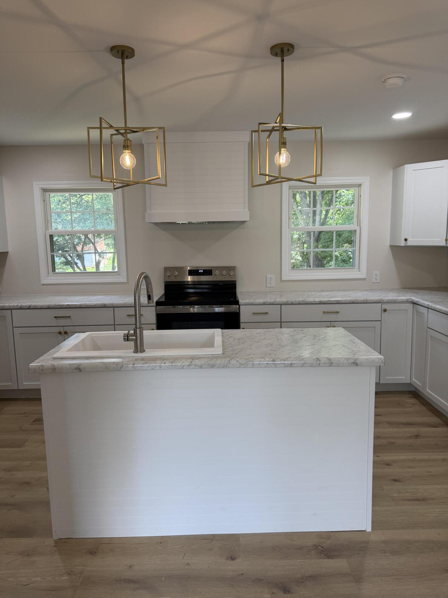 109 Cottage Avenue Property Photo 6