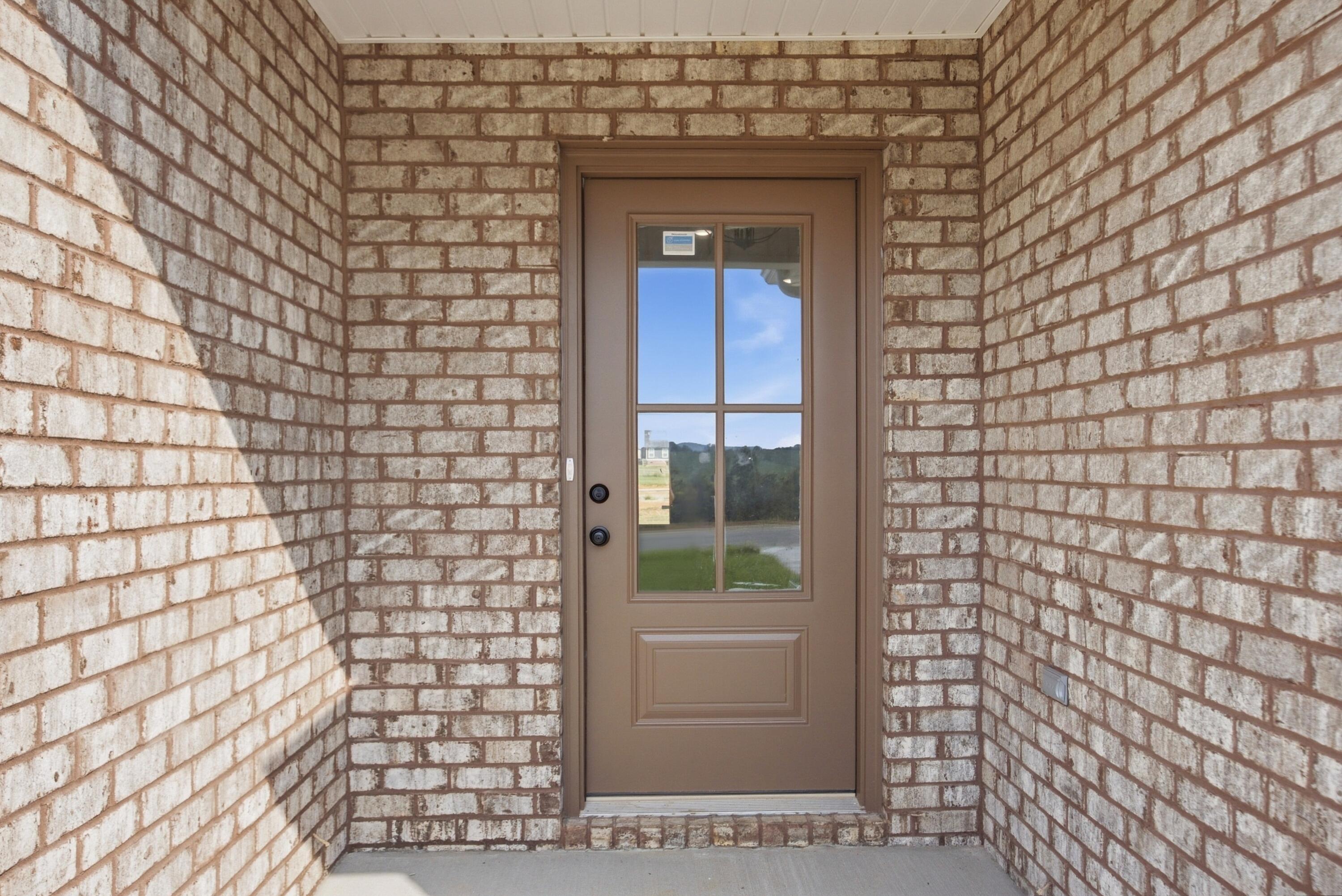 408 Lands End Drive Property Photo 3