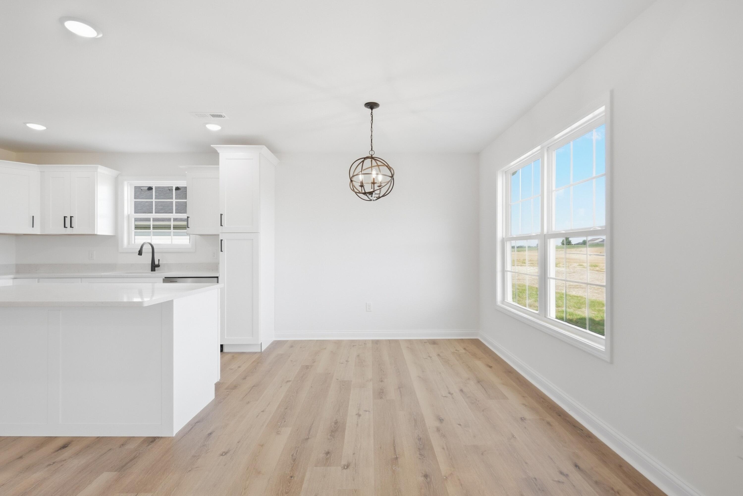 408 Lands End Drive Property Photo 11