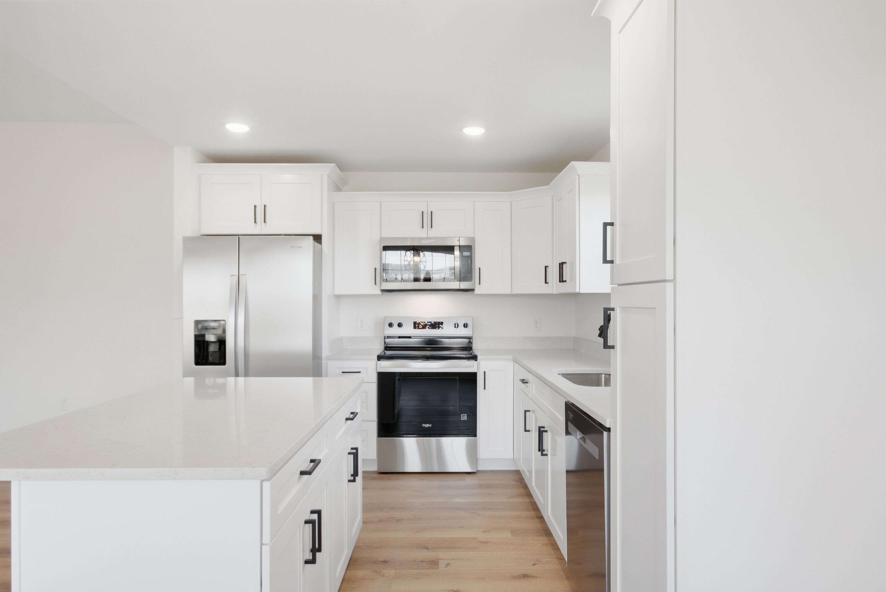 408 Lands End Drive Property Photo 15