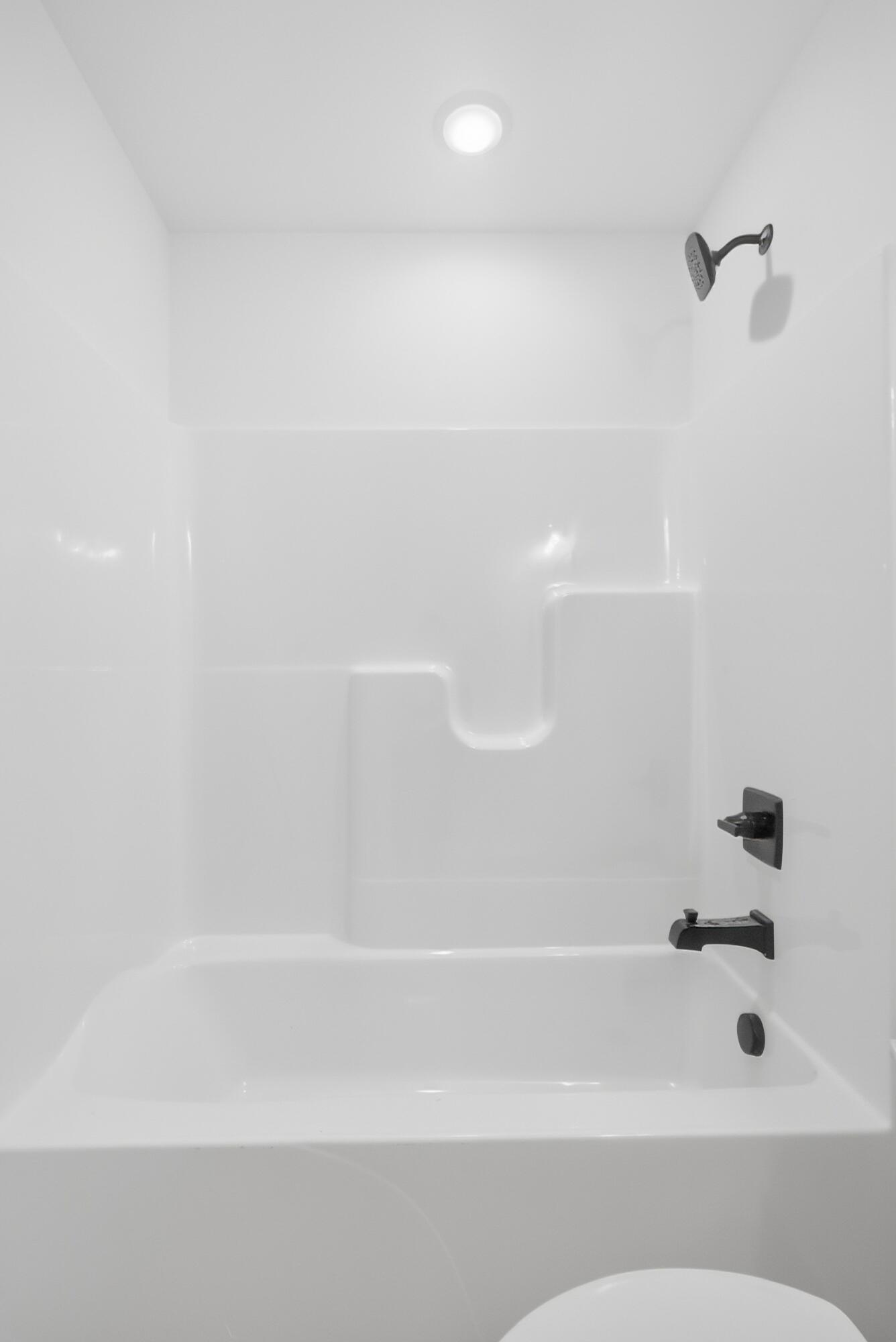 408 Lands End Drive Property Photo 33