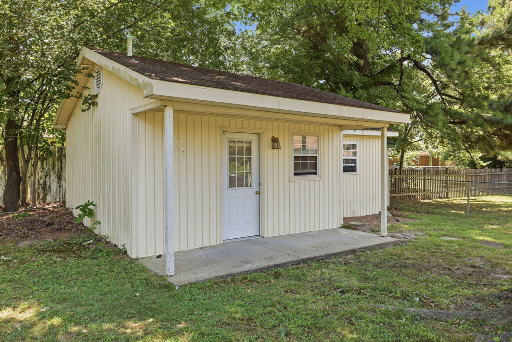 517 Shady Lane Property Photo 34