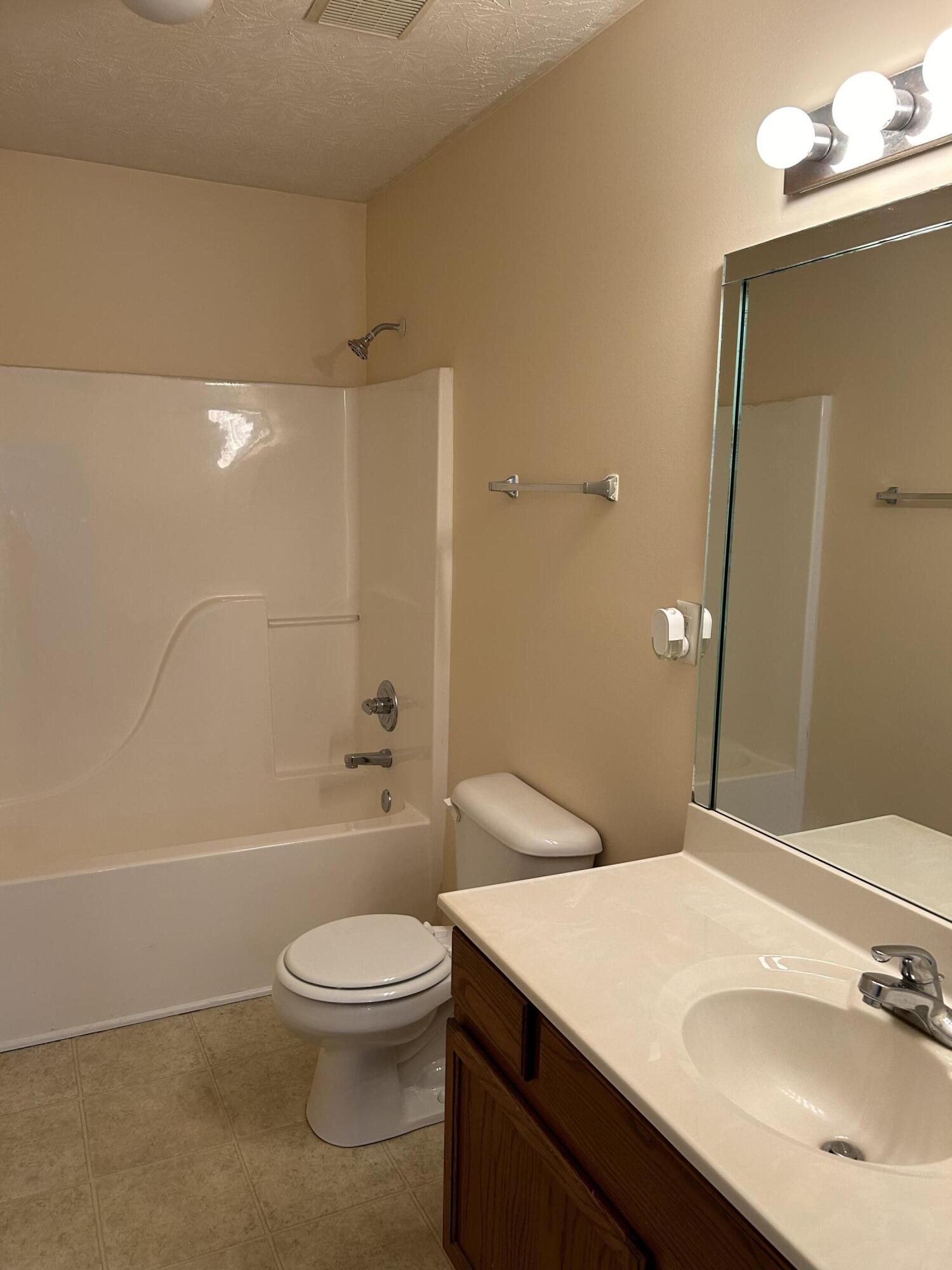 304 Newcastle Lane Property Photo 13