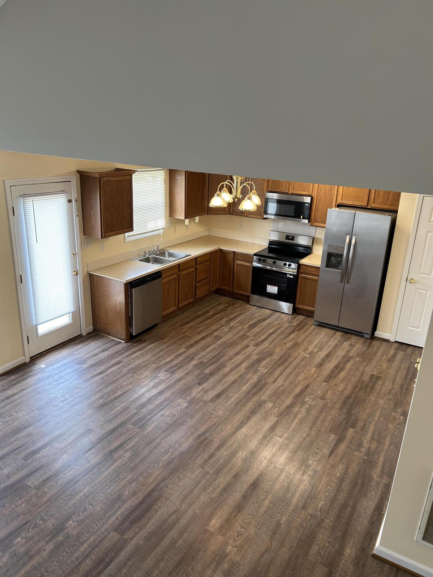 304 Newcastle Lane Property Photo 19