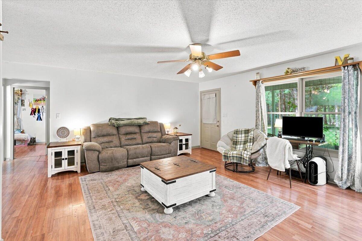 3472 Barge Island Road Property Photo 4