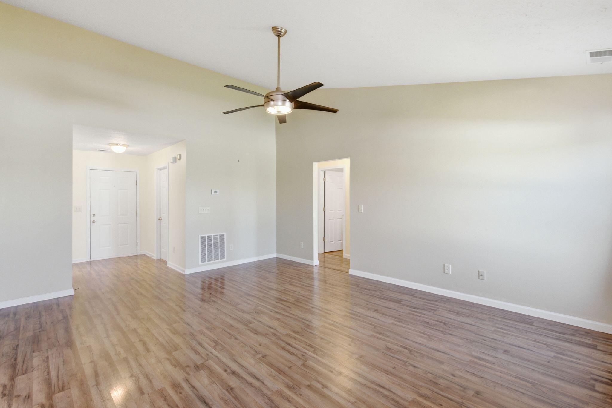 123 Hope Drive Property Photo 15