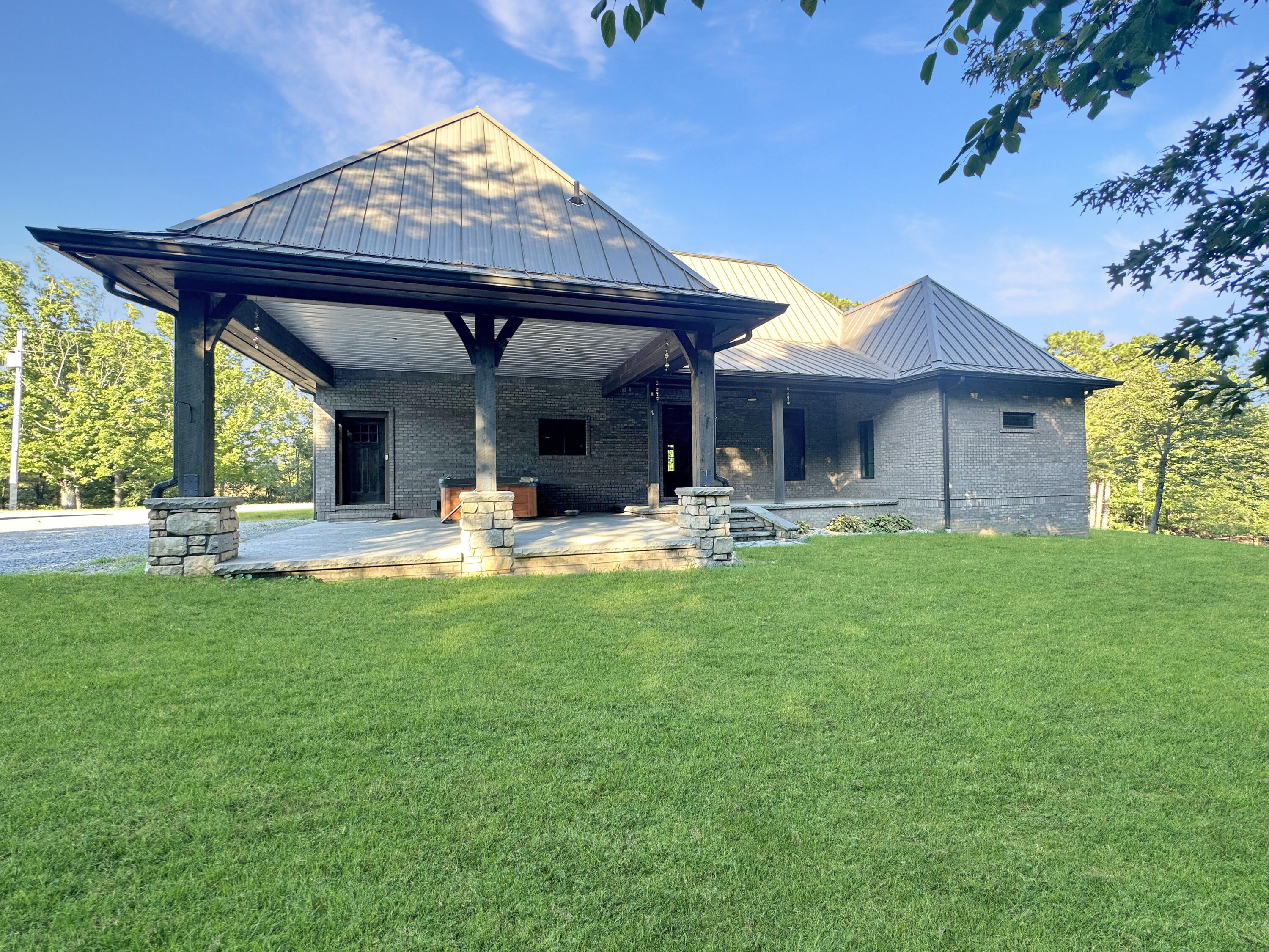 805 Short Road Property Photo 31