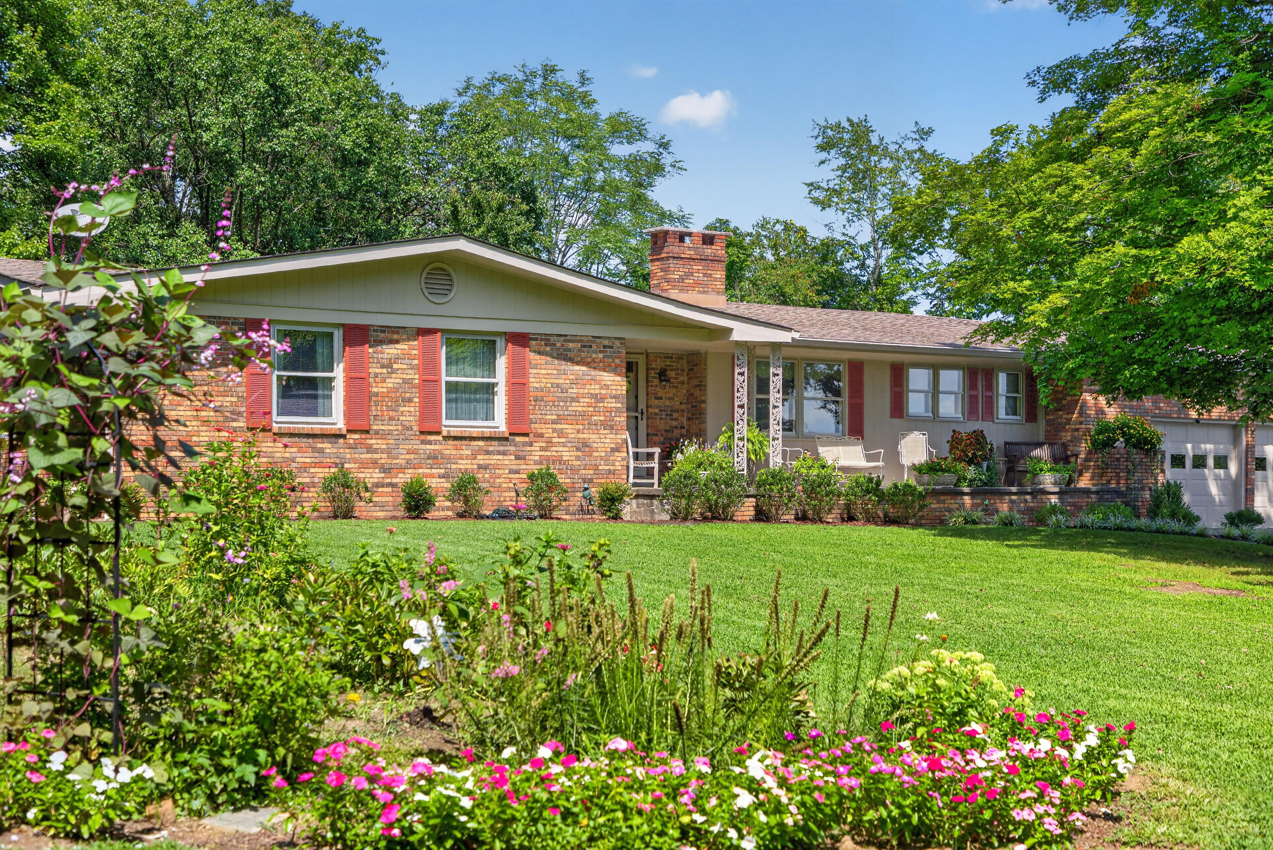 100 Kennedy Bridge Road Property Photo 2